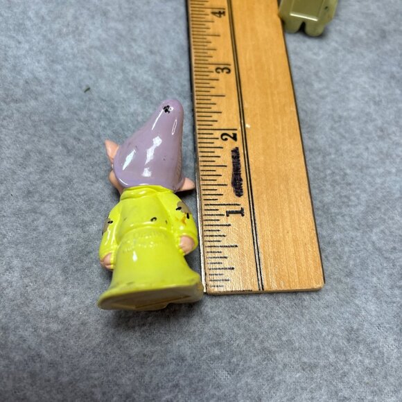 Disney 1993 Snow White & 7 Dwarfs Figurine Set with Evil Queen Rubber Collectibl - Picture 11 of 13